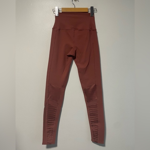 Alo Yoga Hugh Waist Moto Leggings - XS - Picture 7 of 9